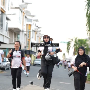 Runner Photo 7999717