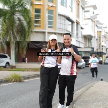 Runner Photo 7999749