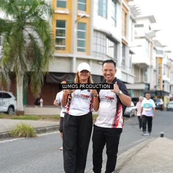 Runner Photo 7999758