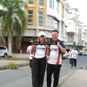 Runner Photo 7999760