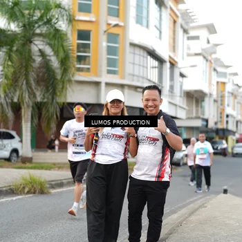 Runner Photo 7999766