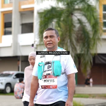 Runner Photo 7999773