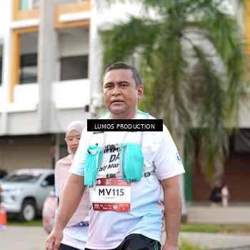 Runner Photo 7999777
