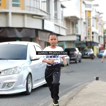 Runner Photo 7999779