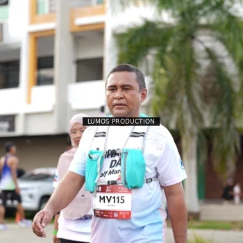 Runner Photo 7999780