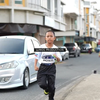 Runner Photo 7999788