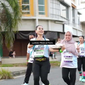 Runner Photo 7999802