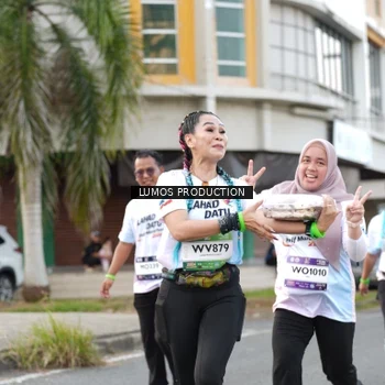 Runner Photo 7999810