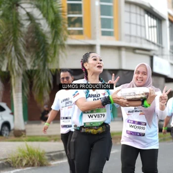 Runner Photo 7999811