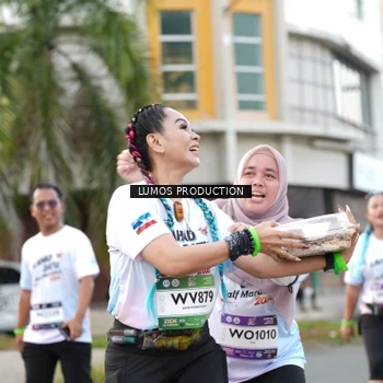 Runner Photo 7999835