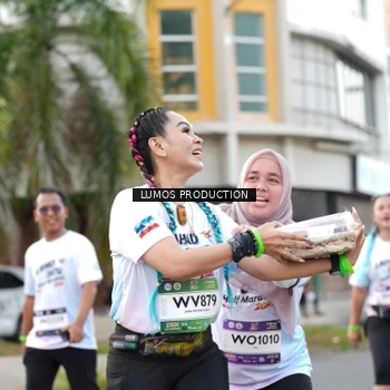 Runner Photo 7999841