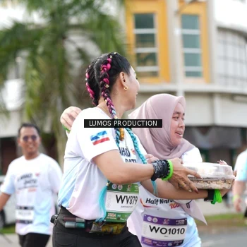 Runner Photo 7999845