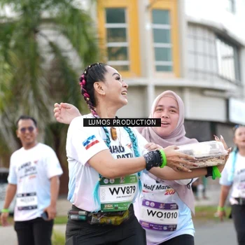 Runner Photo 7999848