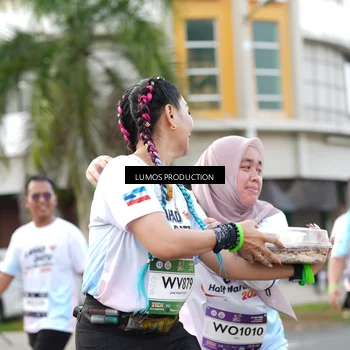 Runner Photo 7999851