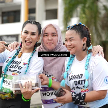 Runner Photo 7999859