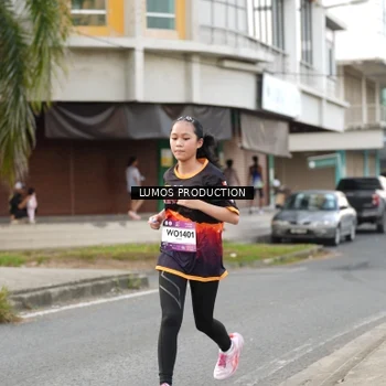 Runner Photo 7999874