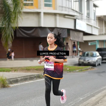 Runner Photo 7999875