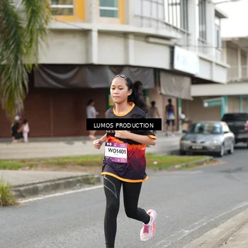 Runner Photo 7999876