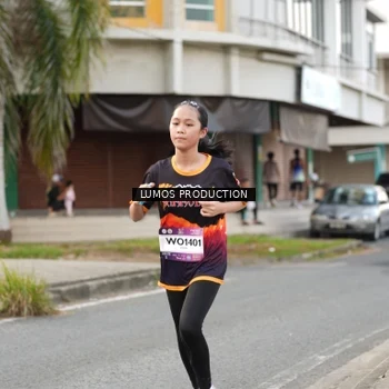 Runner Photo 7999877