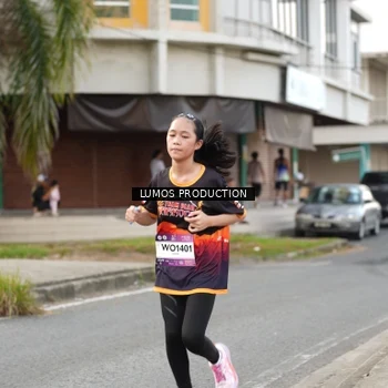 Runner Photo 7999878