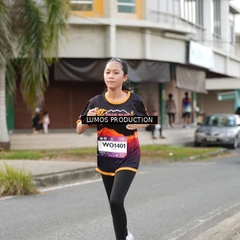 Runner Photo 7999879