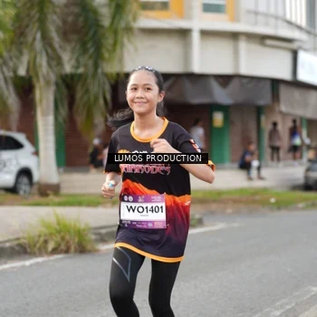 Runner Photo 7999887