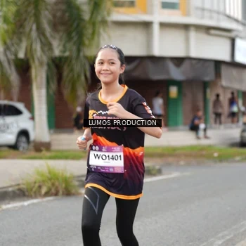 Runner Photo 7999889