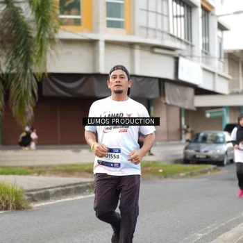 Runner Photo 7999894
