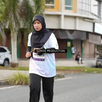 Runner Photo 7999904