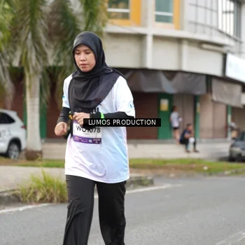 Runner Photo 7999905