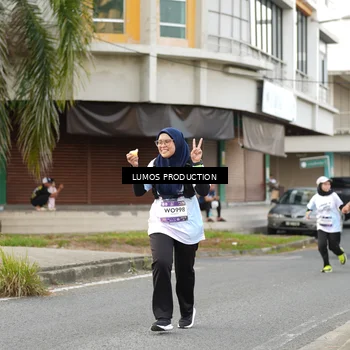 Runner Photo 7999912