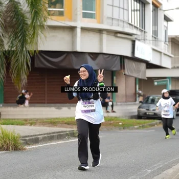 Runner Photo 7999916