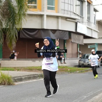 Runner Photo 7999918