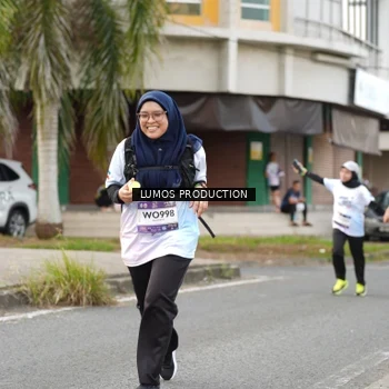 Runner Photo 7999932