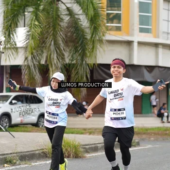 Runner Photo 7999967