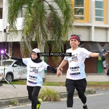 Runner Photo 7999969