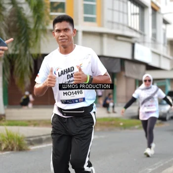 Runner Photo 7999973