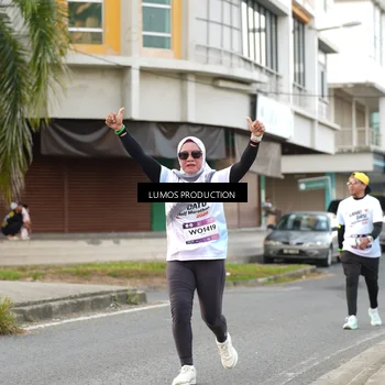 Runner Photo 7999978