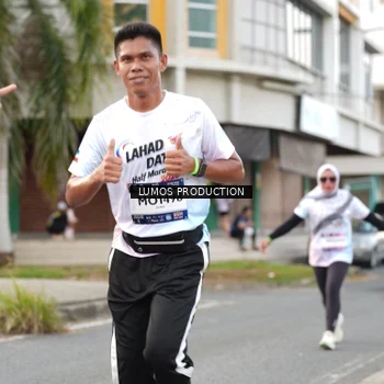 Runner Photo 7999981