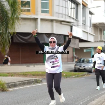 Runner Photo 7999984