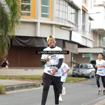 Runner Photo 7999985