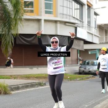 Runner Photo 7999987