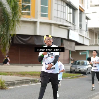 Runner Photo 7999989