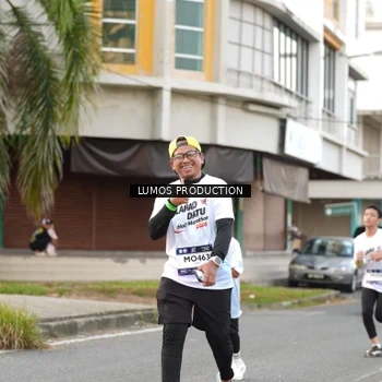 Runner Photo 7999991