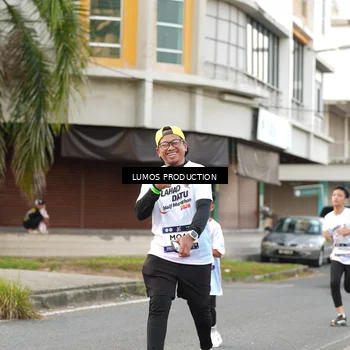 Runner Photo 7999994