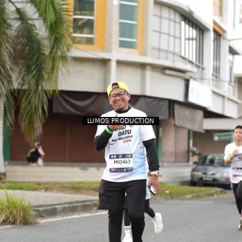 Runner Photo 7999997