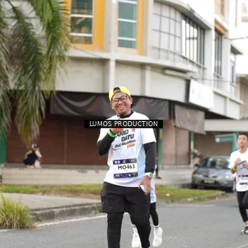 Runner Photo 7999998