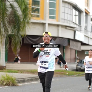 Runner Photo 8000007