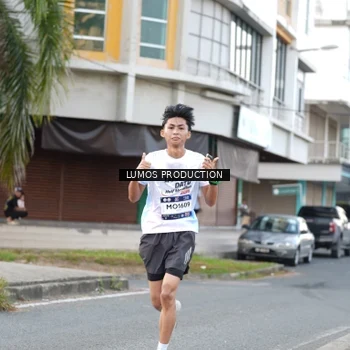 Runner Photo 8000020