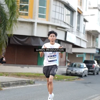 Runner Photo 8000021